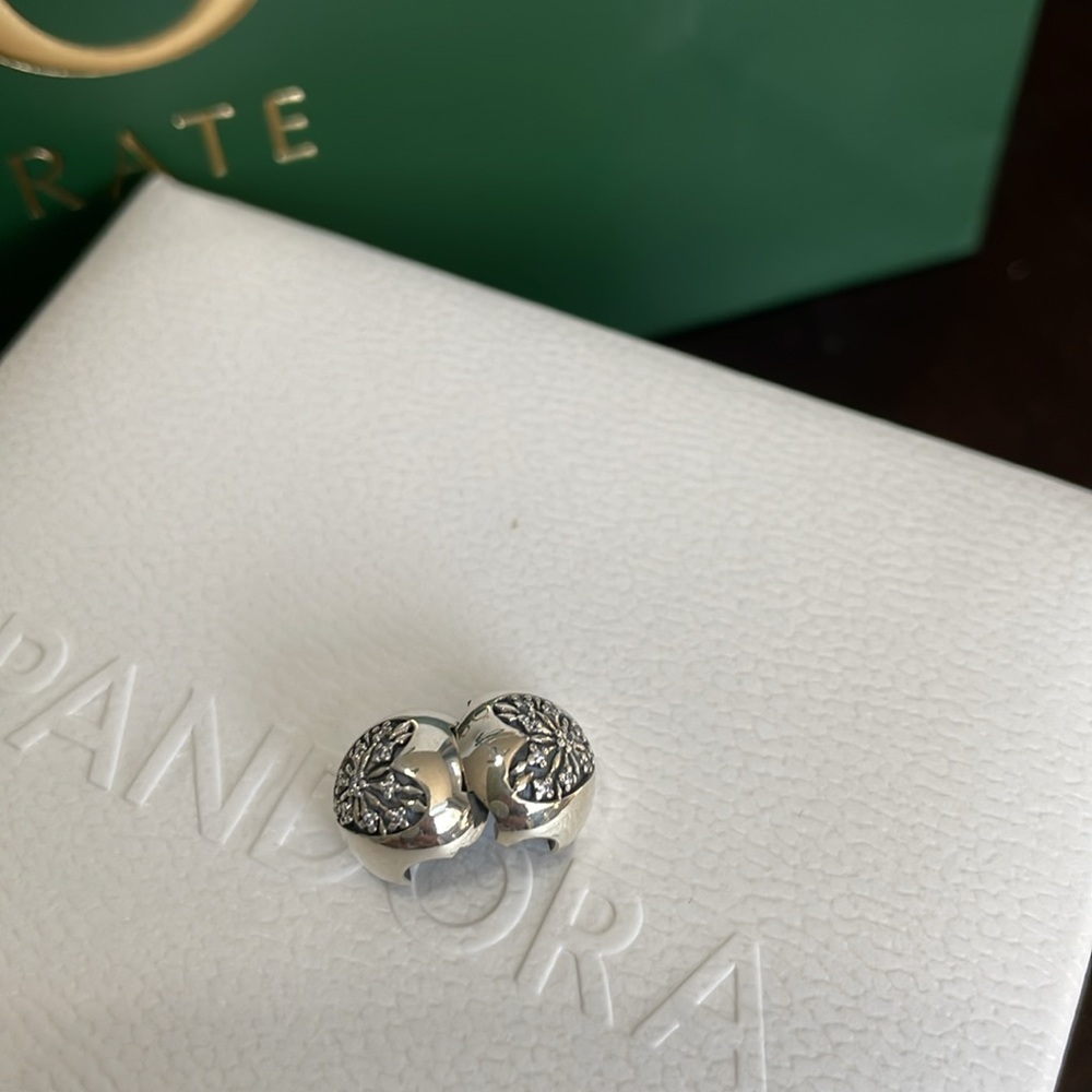 Authentic Pandora Heart of Winter Clip - Picture 7 of 7